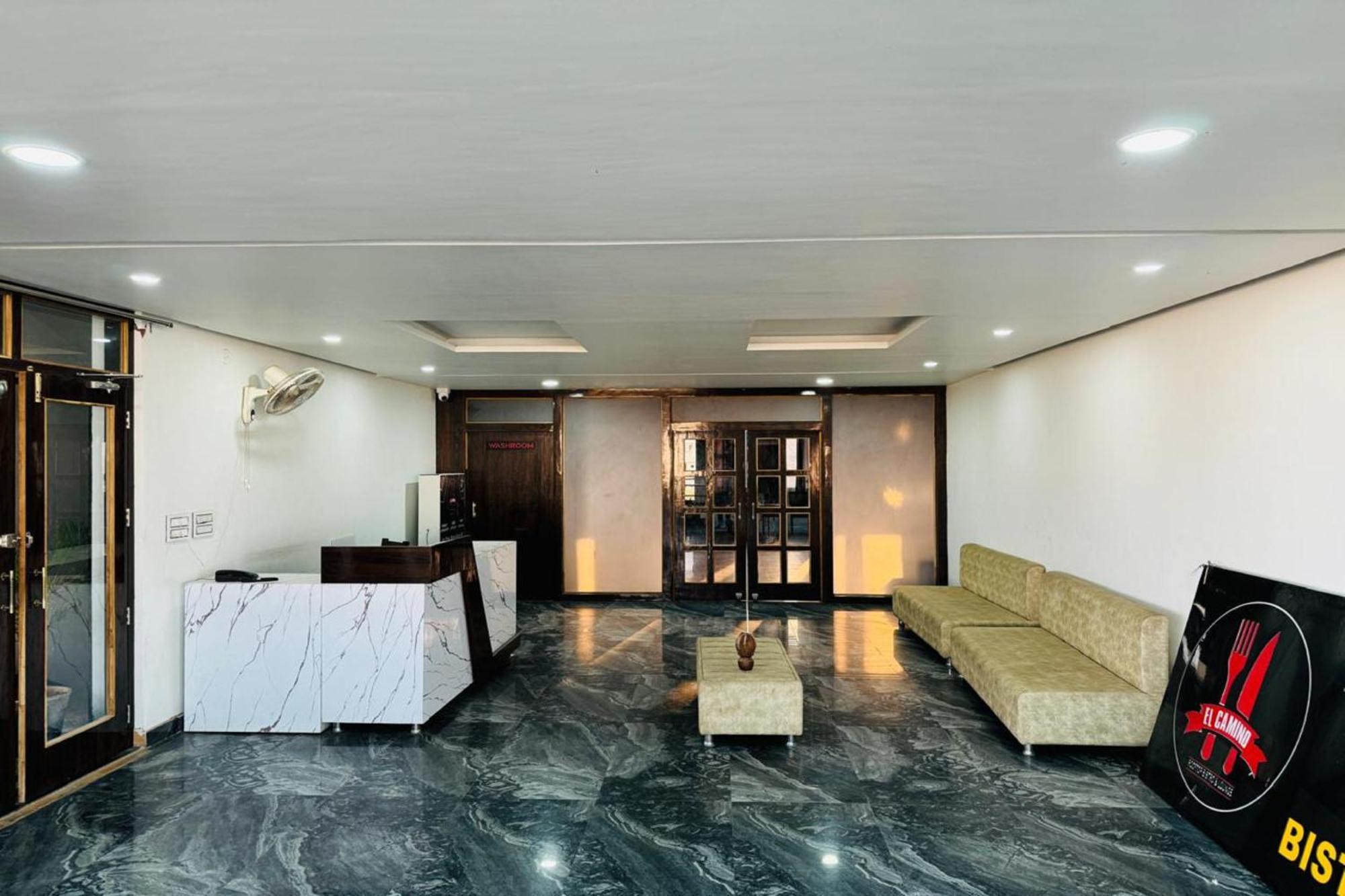 Hotel Eagle Inn Udaipur Eksteriør bilde