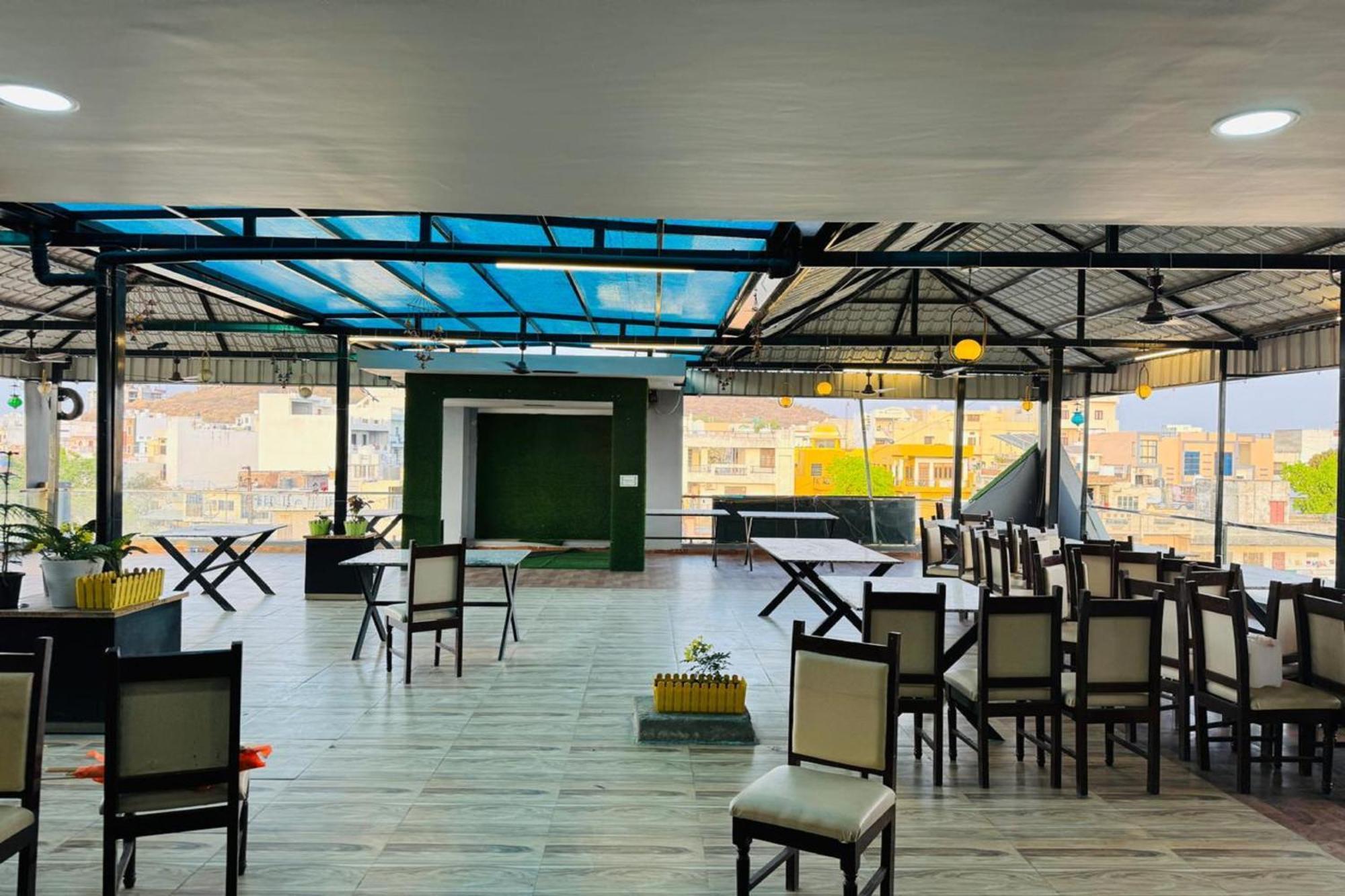 Hotel Eagle Inn Udaipur Eksteriør bilde