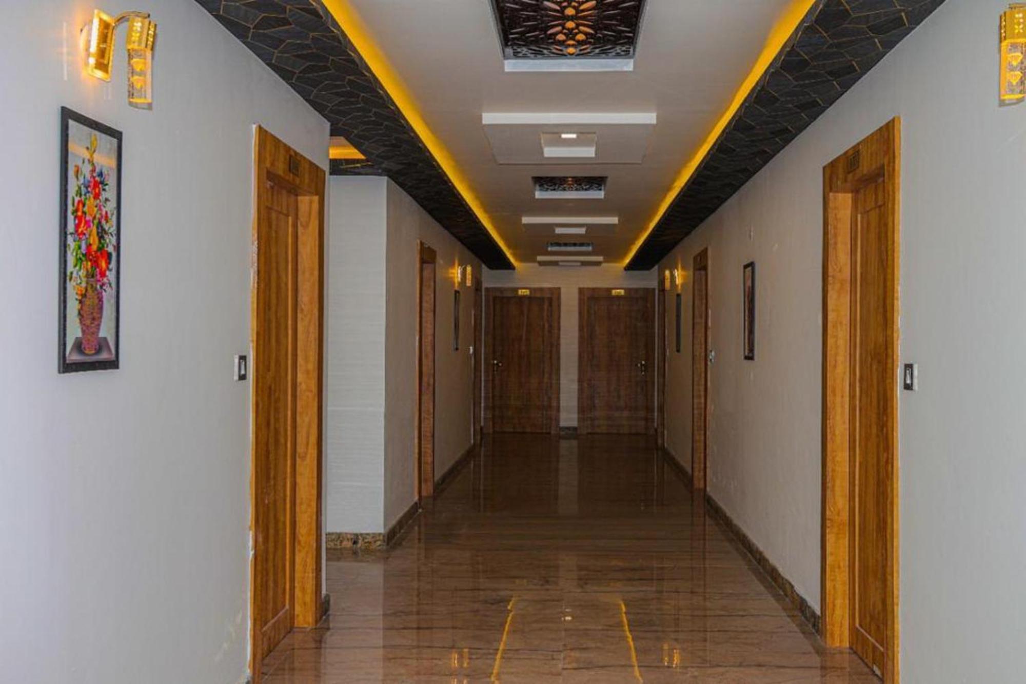 Hotel Eagle Inn Udaipur Eksteriør bilde